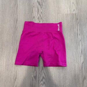 DFYNE dynamic shorts